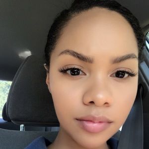 Meet your Posher, April